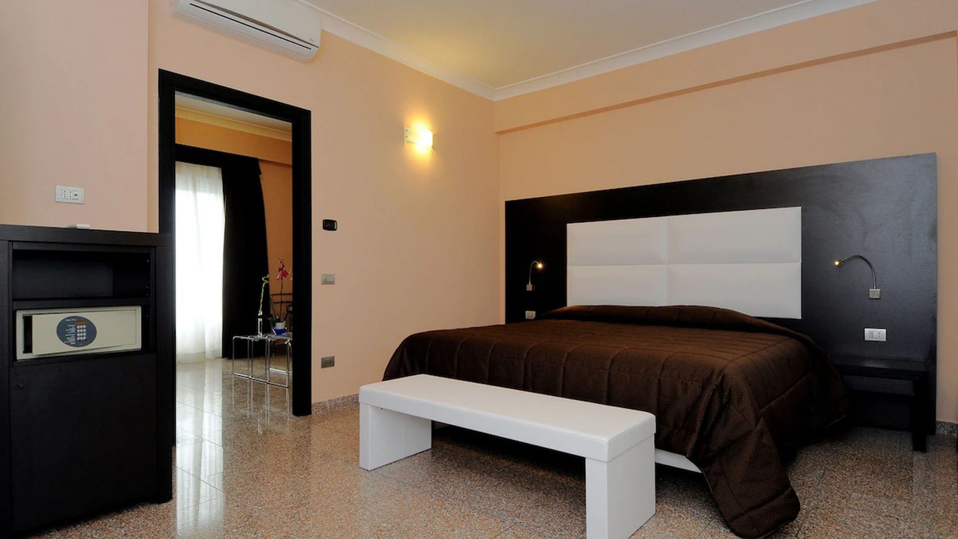 Euro House Hotels – Fiumicino Aeroporto RM